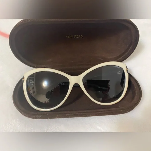 Tom Ford Telma FT325 Sunglasses - Picture 7 of 13